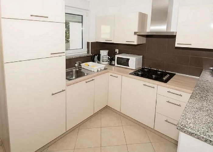 Family Friendly With A Swimming Pool Vinkuran, - 15736 * Pula